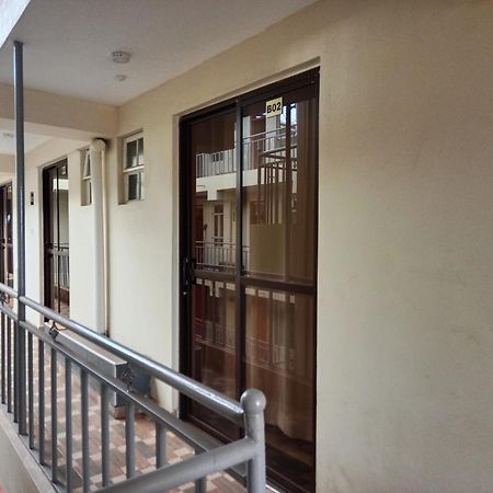 Hotel Panamark Bed N Breakfast Embu Exterior foto